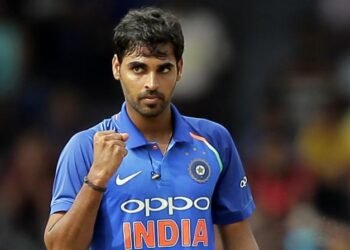 Bhuvneshwar Kumar Recall Praised by Dinesh Karthik